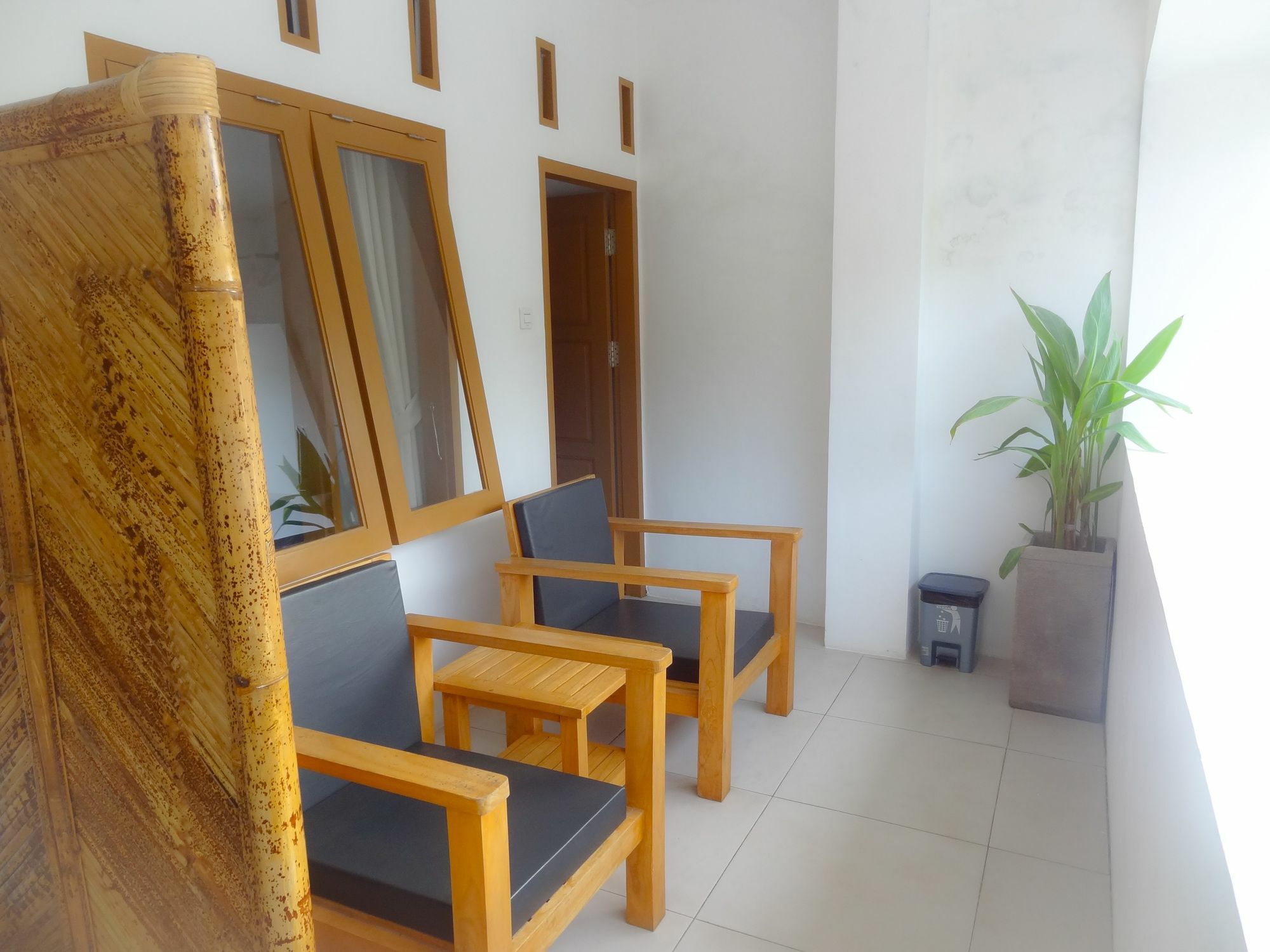 Teras Lombok Bungalow Hotel Senggigi Exterior photo